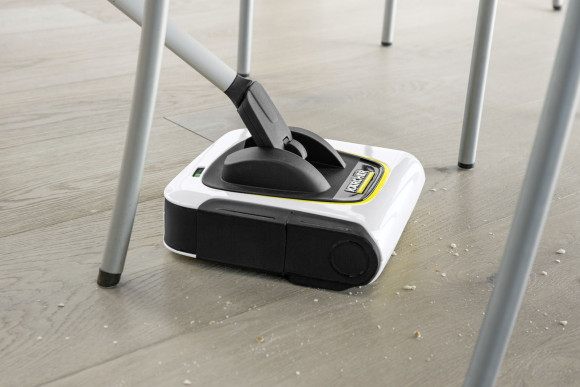Пылесос-электровеник Karcher KB 5 650Вт белый Пылесос-электровеник Karcher KB 5 650Вт белый