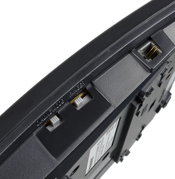 Телефон проводной Panasonic KX-TS2350RUB черный Телефон проводной Panasonic KX-TS2350RUB черный