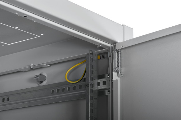 Шкаф коммутационный ЦМО (ШТК-Э-42.8.8-44АА) напольный 42U 800x800мм пер.дв.перфор. задн.дв.перфор. 2 бок.пан. направл.под закл.гайки 710кг серый 715мм 105кг 180град. 1987мм IP20 сталь Шкаф коммутационный ЦМО (ШТК-Э-42.8.8-44АА) напольный 42U 800x800мм пер.дв.перфор. задн.дв.перфор. 2 бок.пан. направл.под закл.гайки 710кг серый 715мм 105кг 180град. 1987мм IP20 сталь