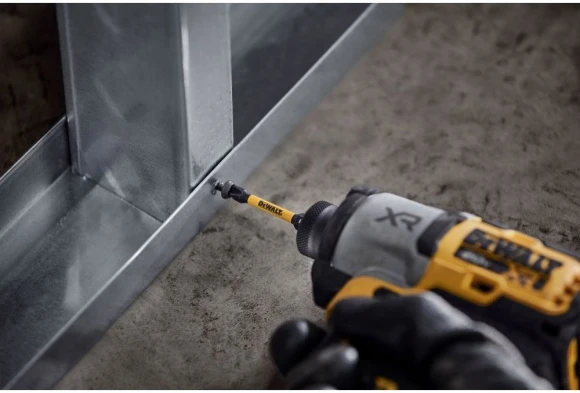 Набор бит DeWalt DT7998T-QZ универсал. (5пред.) для шуруповертов/дрелей Набор бит DeWalt DT7998T-QZ универсал. (5пред.) для шуруповертов/дрелей