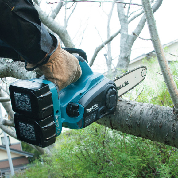 Цепная пила Makita DUC302Z аккум. дл.шины:7.8" (20cm)