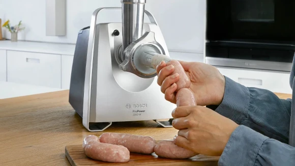 Мясорубка Bosch MFW68660 2200Вт черный Мясорубка Bosch MFW68660 2200Вт черный