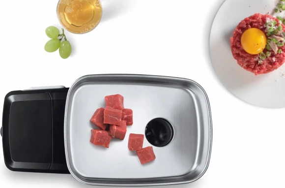 Мясорубка Bosch MFW68660 2200Вт черный Мясорубка Bosch MFW68660 2200Вт черный