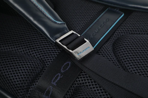 Рюкзак Piquadro Blue Square CA3214B2/BLU2 синий кожа Рюкзак Piquadro Blue Square CA3214B2/BLU2 синий кожа