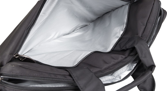 Сумка для ноутбука 16" Riva 8530 черный полиэстер (8530 BLACK) Сумка для ноутбука 16" Riva 8530 черный полиэстер (8530 BLACK)