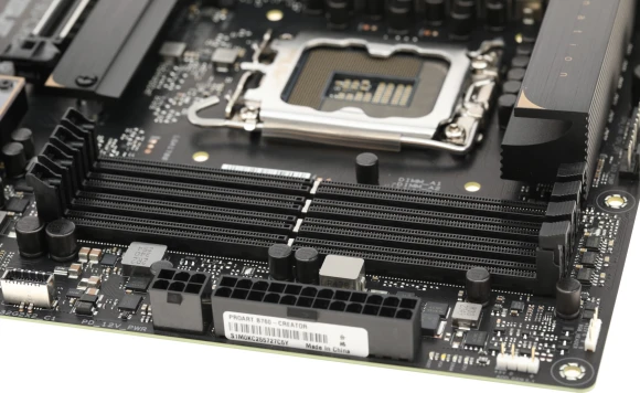 Материнская плата Asus PROART B760-CREATOR Soc-1700 Intel B760 4xDDR5 ATX AC`97 8ch(7.1) 1 x 2.5Gigabit + Gigabit Ethernet RAID+HDMI+DP Материнская плата Asus PROART B760-CREATOR Soc-1700 Intel B760 4xDDR5 ATX AC`97 8ch(7.1) 1 x 2.5Gigabit + Gigabit Ethernet RAID+HDMI+DP