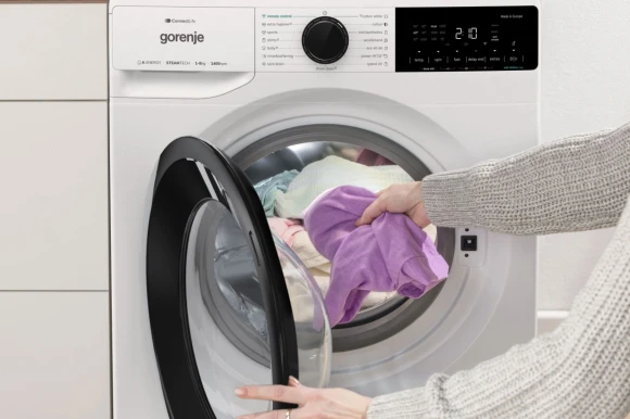 Стиральная машина Gorenje WNA84ACIS класс: A+++ загр.фронтальная макс.:8кг белый инвертор