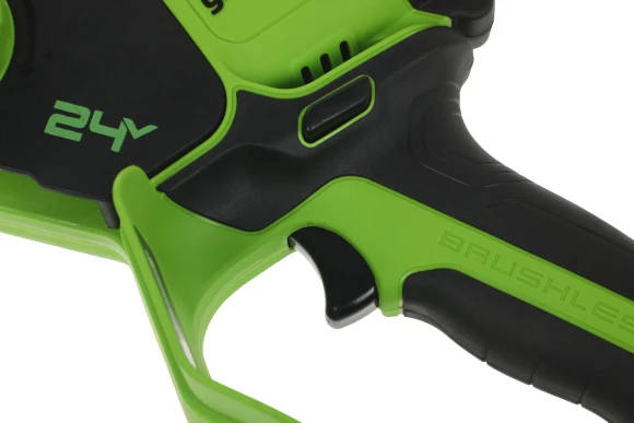 Цепная пила Greenworks GD24CSMNX аккум. 400Вт дл.шины:6" (15.2cm) (2008707) Цепная пила Greenworks GD24CSMNX аккум. 400Вт дл.шины:6" (15.2cm) (2008707)