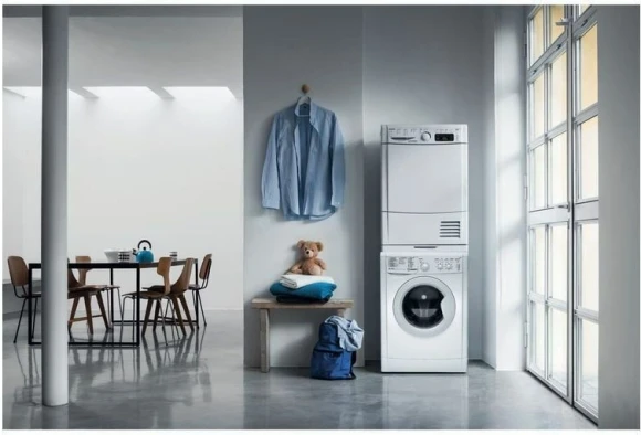 Стиральная машина Indesit IWSC 5105 CIS класс: A загр.фронтальная макс.:5кг белый