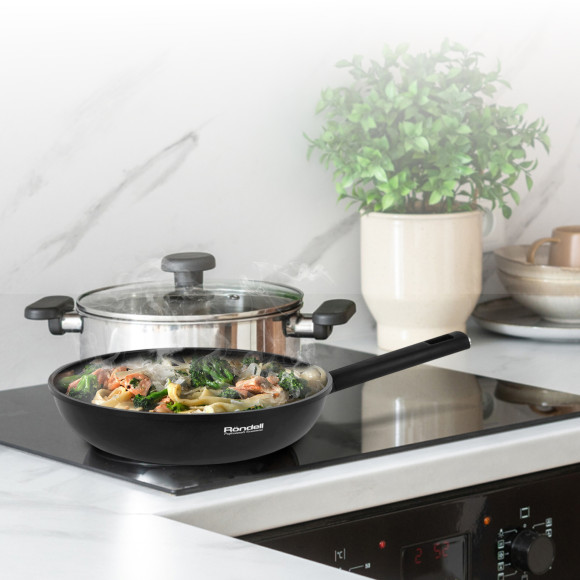 Сковорода ВОК (WOK) Rondell Trumpf RDA-1405 круглая 28см покрытие: Xylan Plus ручка несъемная (без крышки) черный
