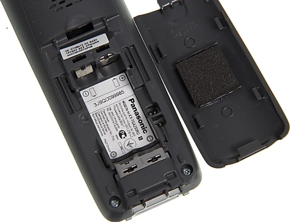 Р/Телефон Dect Panasonic KX-TG2512RUS серебристый (труб. в компл.:2шт) АОН