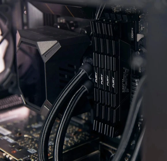 Память DDR4 2x8GB 4800MHz Kingston KF448C19RB2K2/16 Fury Renegade Black RTL Gaming PC4-38400 CL19 DIMM 288-pin 1.5В kit single rank с радиатором Ret