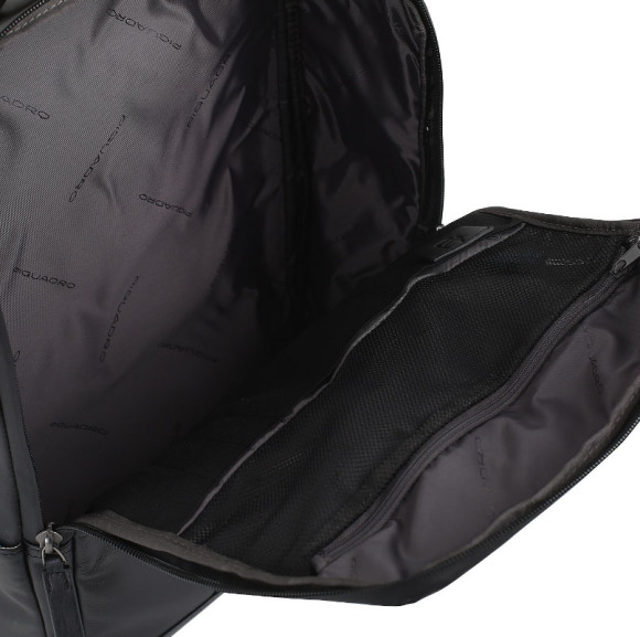 Рюкзак мужской Piquadro Urban CA4818UB00/N черный кожа Рюкзак мужской Piquadro Urban CA4818UB00/N черный кожа