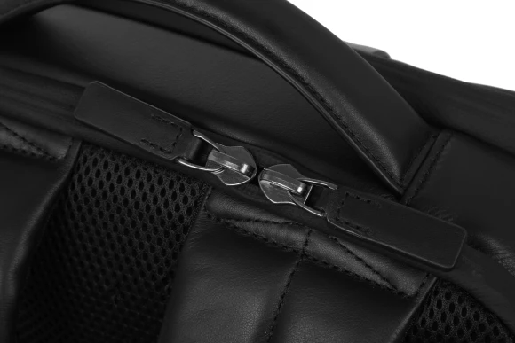 Рюкзак мужской Piquadro Urban CA4818UB00/N черный кожа Рюкзак мужской Piquadro Urban CA4818UB00/N черный кожа