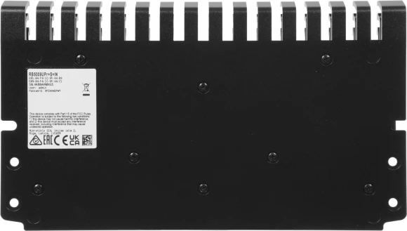 Маршрутизатор MikroTik RB5009UPr+S+IN 10/100/1000 компл.:устройство/крепления/адаптер черный