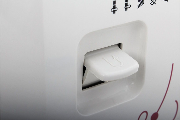 Швейная машина Janome Sew Cat 57 белый/рисунок Швейная машина Janome Sew Cat 57 белый/рисунок