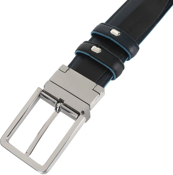 Ремень мужской Piquadro Blue Square CU2619B2/NBLU2 127х3.5см черный/темно-синий натур.кожа Ремень мужской Piquadro Blue Square CU2619B2/NBLU2 127х3.5см черный/темно-синий натур.кожа