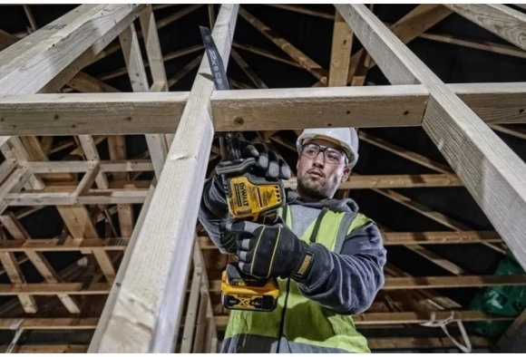 Сабельная пила DeWalt DCS369N аккум. 2800ход/мин (DCS369N-XJ) Сабельная пила DeWalt DCS369N аккум. 2800ход/мин (DCS369N-XJ)