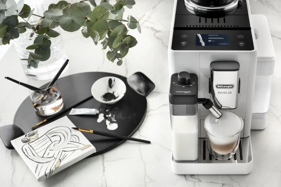 Кофемашина Delonghi EXAM440.55.W 1450Вт белый Кофемашина Delonghi EXAM440.55.W 1450Вт белый