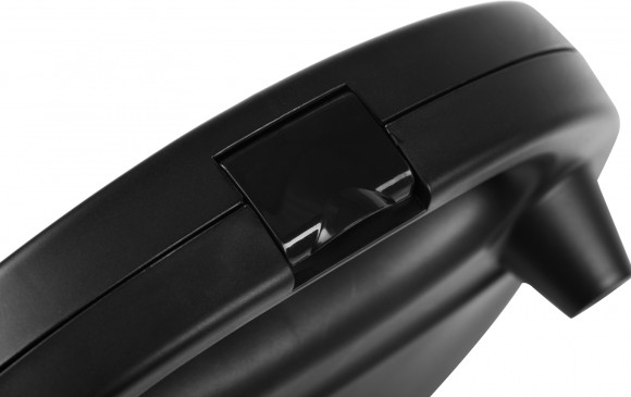 Вафельница Kitfort КТ-1660 700Вт черный/серебристый Вафельница Kitfort КТ-1660 700Вт черный/серебристый