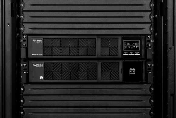 Источник бесперебойного питания Systeme Electriс SRV SRVSE1KRTXLI 900Вт 1000ВА черный