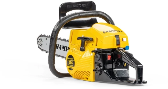Бензопила Champion 256-18 2500Вт 3.4л.с. дл.шины:18" (45cm)