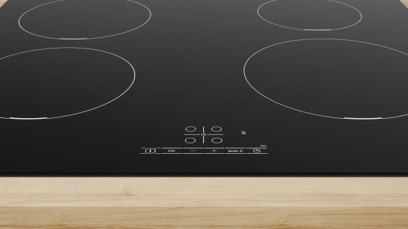 Индукционная варочная поверхность Bosch PUE611BB6E черный Индукционная варочная поверхность Bosch PUE611BB6E черный