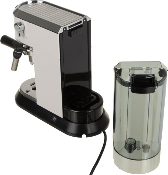 Кофеварка рожковая Delonghi EC685.W 1350Вт белый