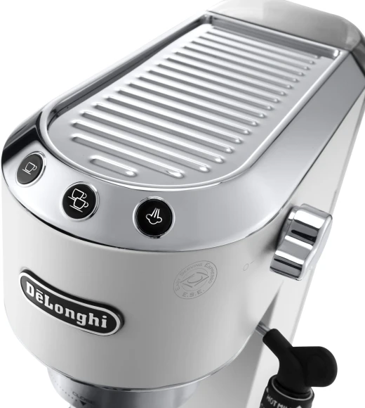 Кофеварка рожковая Delonghi EC685.W 1350Вт белый