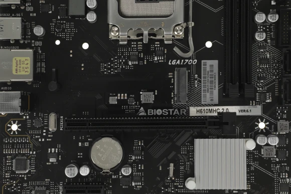 Материнская плата Biostar H610MHC 2.0 Soc-1700 Intel H610 2xDDR4 mATX AC`97 8ch(7.1) GbLAN+VGA+HDMI