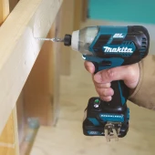 Шуруповерт Makita TD111DWAE аккум. патрон:шестигр.1/4" (кейс в комплекте) Шуруповерт Makita TD111DWAE аккум. патрон:шестигр.1/4" (кейс в комплекте)