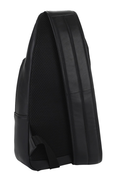 Рюкзак слинг Piquadro Urban CA4536UB00/N черный кожа