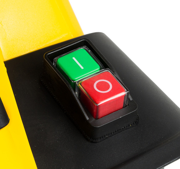 Садовый измельчитель Huter ESH-2500 2500Вт 4600об/мин Садовый измельчитель Huter ESH-2500 2500Вт 4600об/мин