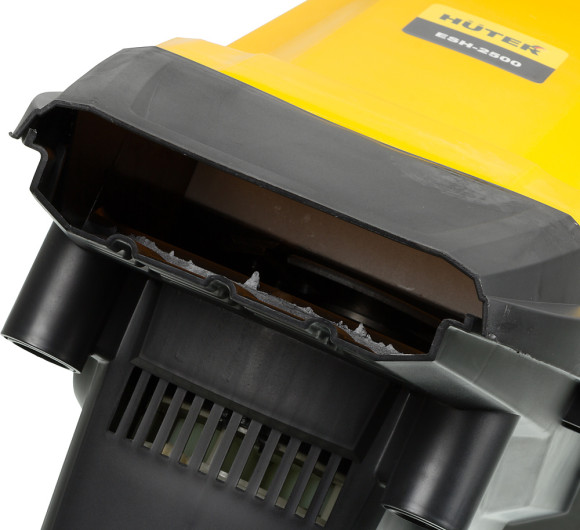 Садовый измельчитель Huter ESH-2500 2500Вт 4600об/мин Садовый измельчитель Huter ESH-2500 2500Вт 4600об/мин