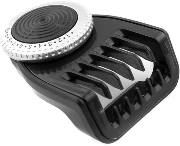 Триммер Vitek VT-2560 черный (насадок в компл:1шт) Триммер Vitek VT-2560 черный (насадок в компл:1шт)