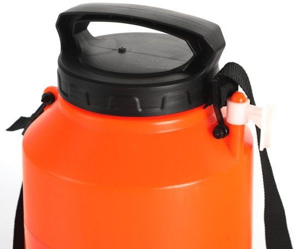 Опрыскиватель Patriot PT-5AC аккум. наплеч. 5л оранжевый/черный (755302540)