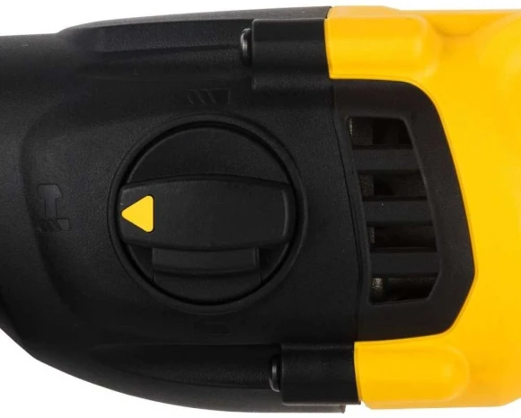 Перфоратор DeWalt D25033-QS патрон:SDS-plus уд.:2Дж 710Вт