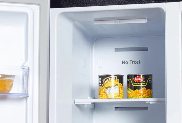 Холодильник Hyundai CS5003F 2-хкамерн. черная сталь инвертер Холодильник Hyundai CS5003F 2-хкамерн. черная сталь инвертер