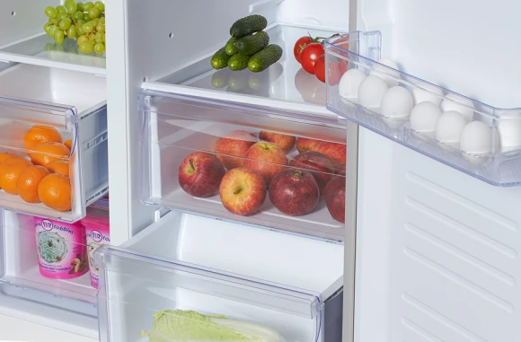 Холодильник Hyundai CS5003F 2-хкамерн. черная сталь инвертер Холодильник Hyundai CS5003F 2-хкамерн. черная сталь инвертер