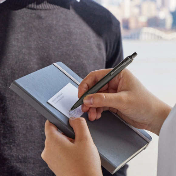 Ручка шариков. Parker IM Monochrome K328 (2172961) Gun Metal M син. черн. подар.кор.