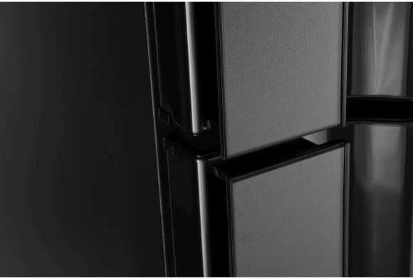 Холодильник Hitachi HRTN7489DF BBKCS 2-хкамерн. черный глянц. инвертер