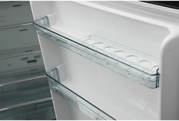 Холодильник Hitachi HRTN7489DF BBKCS 2-хкамерн. черный глянц. инвертер