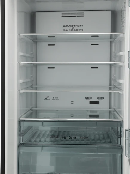 Холодильник Hitachi HRTN7489DF BBKCS 2-хкамерн. черный глянц. инвертер