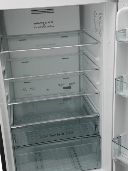 Холодильник Hitachi HRTN7489DF BBKCS 2-хкамерн. черный глянц. инвертер