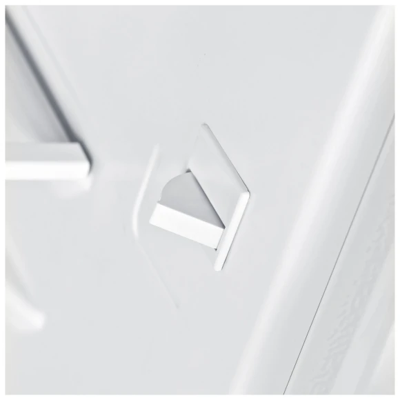 Холодильник Hyundai CT1551WT 2-хкамерн. белый Холодильник Hyundai CT1551WT 2-хкамерн. белый