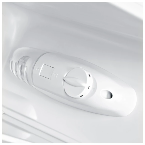 Холодильник Hyundai CT1551WT 2-хкамерн. белый Холодильник Hyundai CT1551WT 2-хкамерн. белый