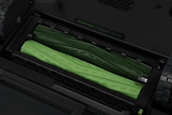 Пылесос-робот Irobot Roomba J7 60Вт черный Пылесос-робот Irobot Roomba J7 60Вт черный