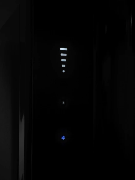 Холодильник Hitachi R-V660PUC7-1 BEG 2-хкамерн. бежевый глянц. инвертер