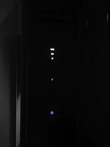 Холодильник Hitachi R-V660PUC7-1 BEG 2-хкамерн. бежевый глянц. инвертер