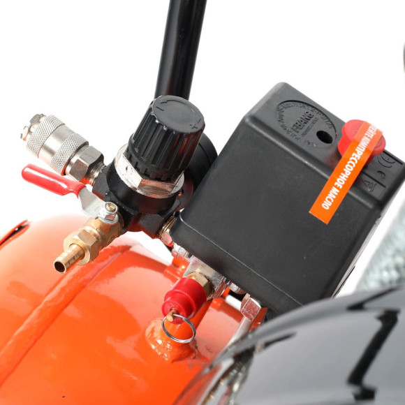 Компрессор поршневой Patriot PTR 50-450A масляный 450л/мин 50л 2200Вт оранжевый/черный